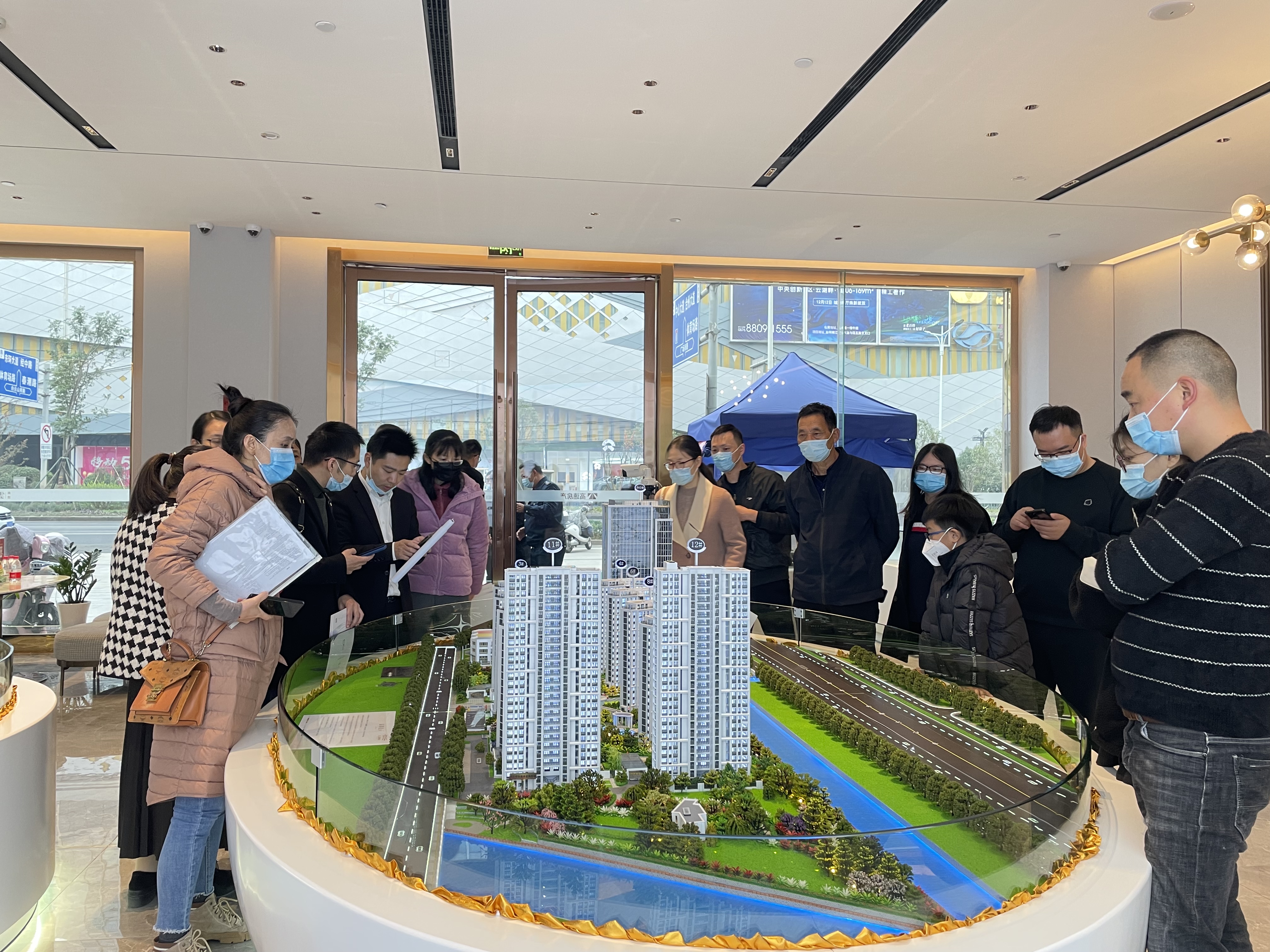 1645516925896469.jpg 云禧悅府銷(xiāo)售現(xiàn)場(chǎng) 拍攝:葉青青.jpg