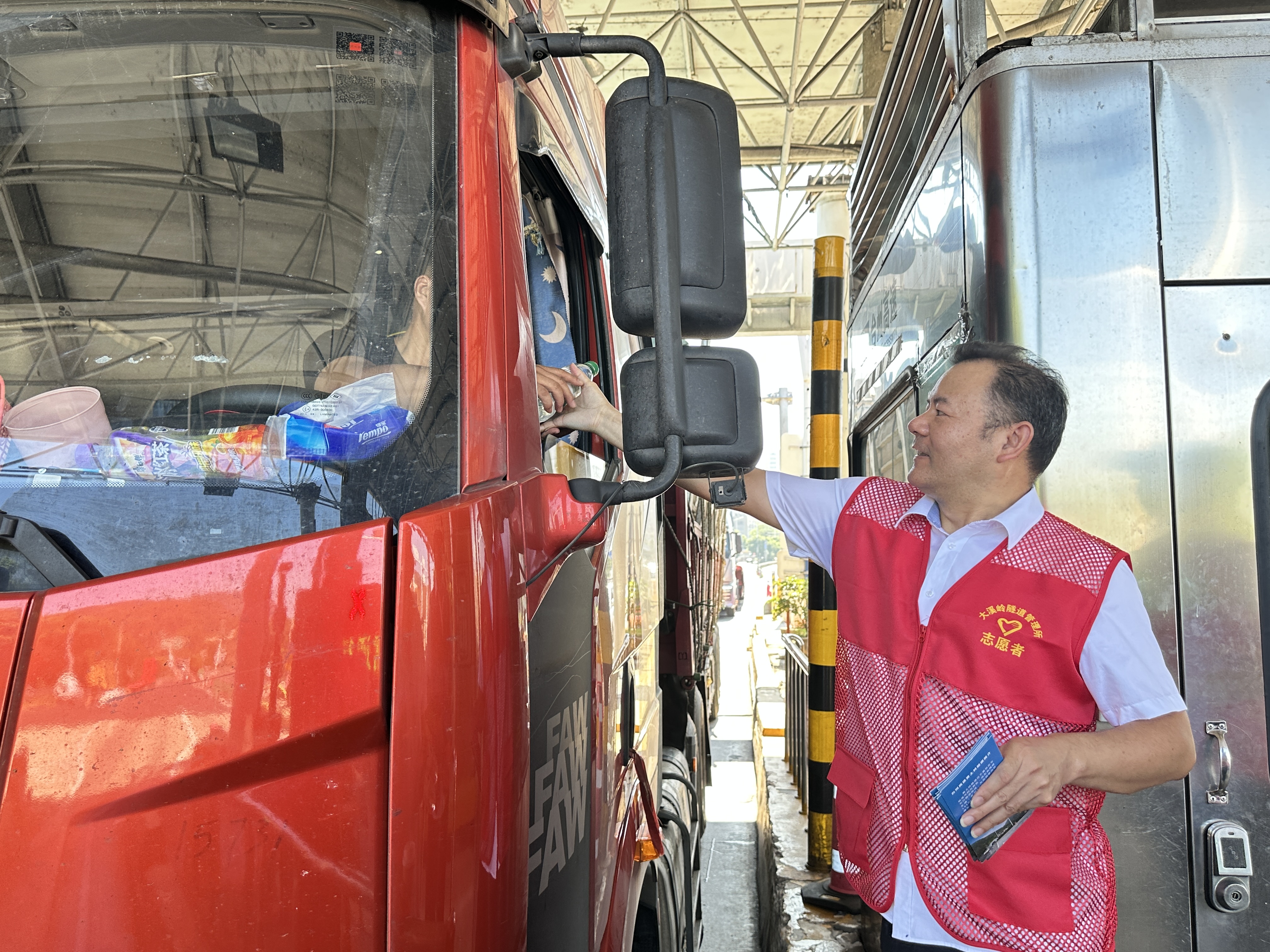 1723102122664007.jpg 23f55b226ed21fcbcc9f1ac28182bfc.jpg